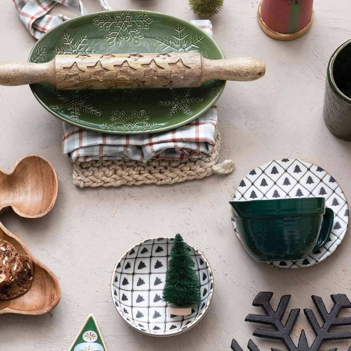 Stoneware Appetizer Plate with Trees - Periwinkle Rose